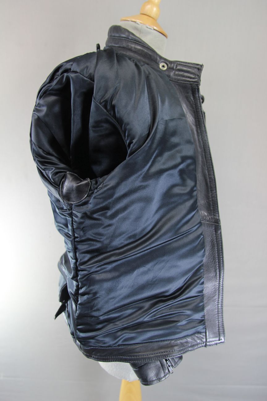 CLASSIC SPORTEX A5 BLACK LEATHER BIKER JACKET: SIZE 12/34 INCH CHEST