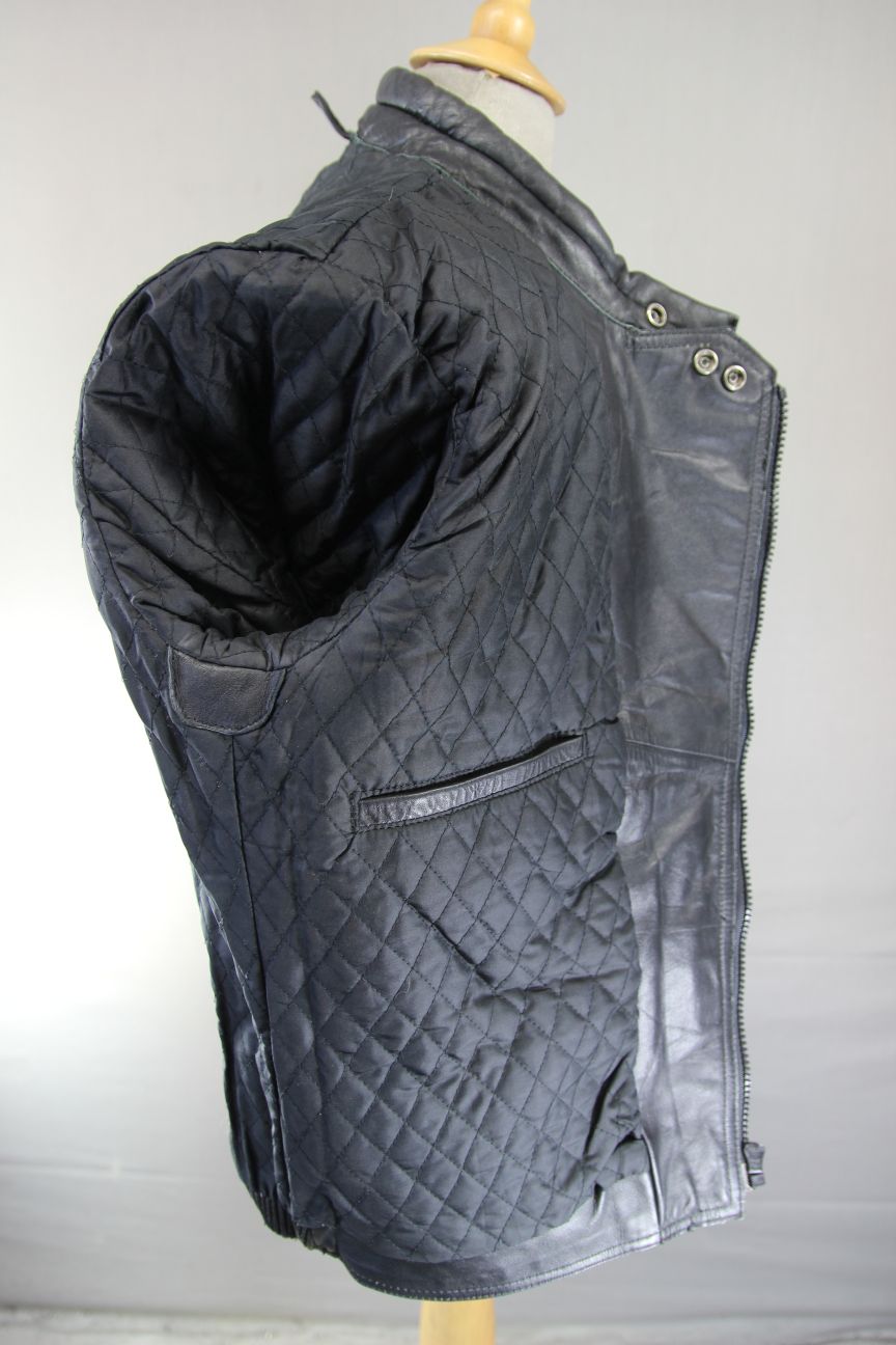 CLASSIC BLACK LEATHER BIKER JACKET 40 INCH CHEST/MEDIUM