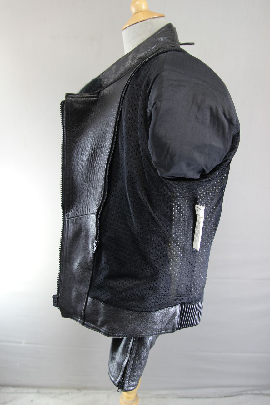 CLASSIC ALPINE WEAR BLACK LEATHER BIKER JACKET WITH BACK PROTECTOR: SIZE 16