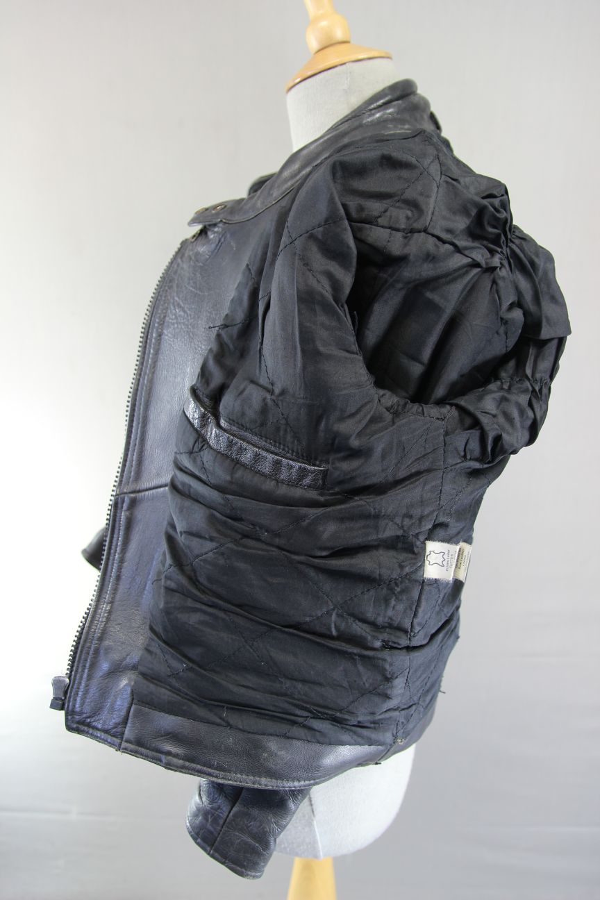 LADIES CLASSIC BLACK LEATHER BIKER JACKET: SIZE 8/30-32 INCH CHEST
