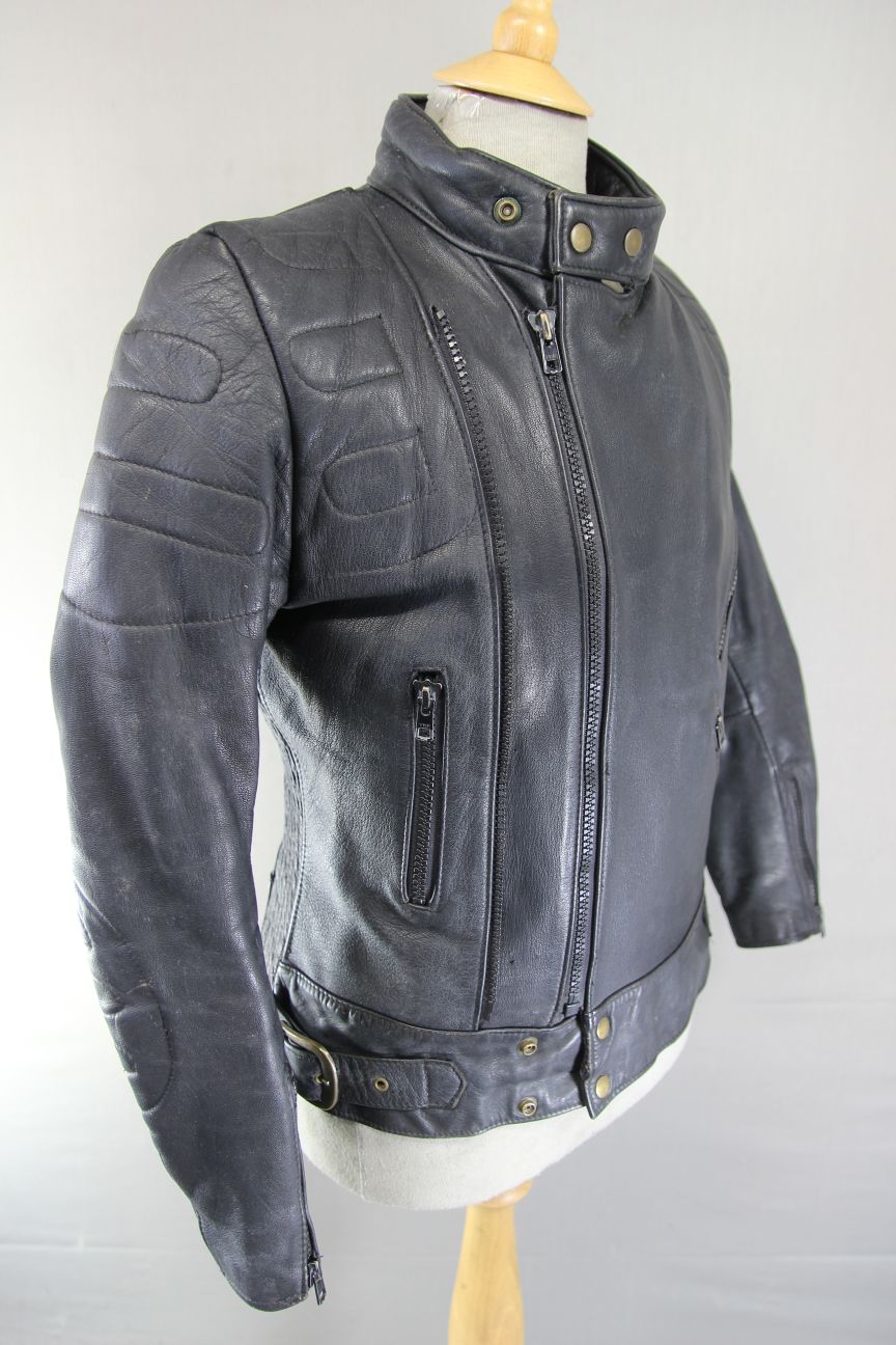VINTAGE TT LEATHERS CLASSIC BRITISH MADE BLACK BIKER JACKET 36 INCH CHEST