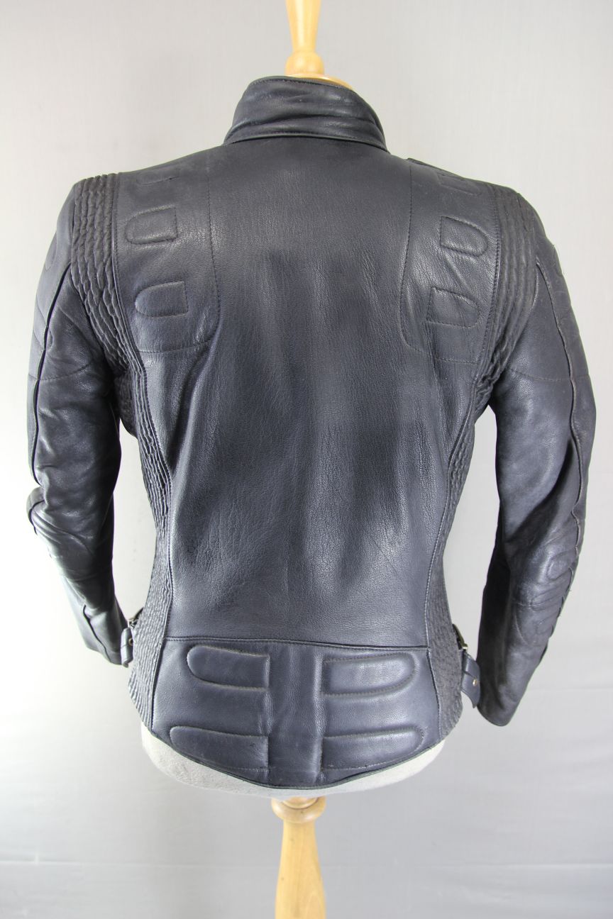 VINTAGE TT LEATHERS CLASSIC BRITISH MADE BLACK BIKER JACKET 36 INCH CHEST