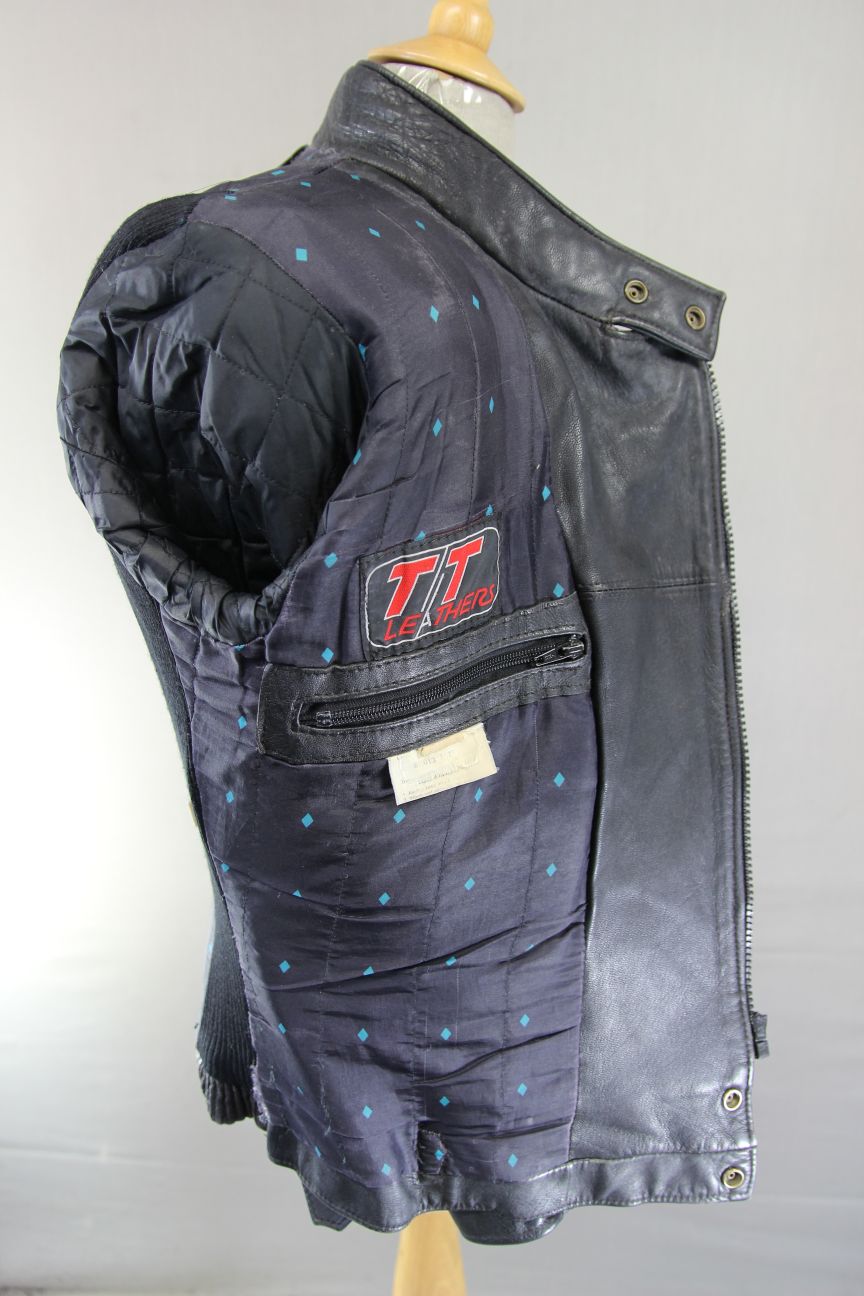 VINTAGE TT LEATHERS CLASSIC BRITISH MADE BLACK BIKER JACKET 36 INCH CHEST