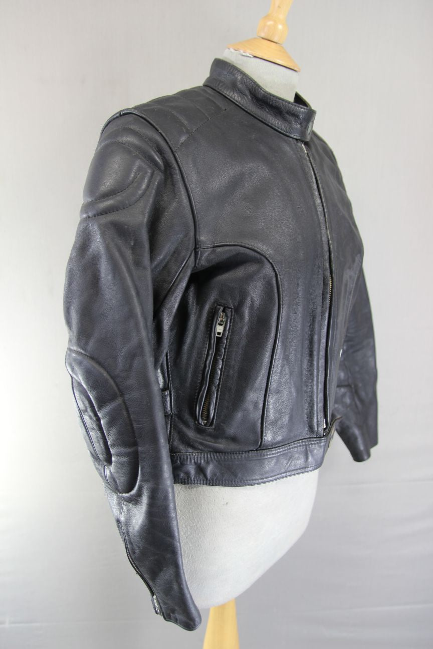 VINTAGE WALDEN MILLER AUSTRALIAN MADE LADIES BLACK LEATHER BIKER JACKET: SIZE 12
