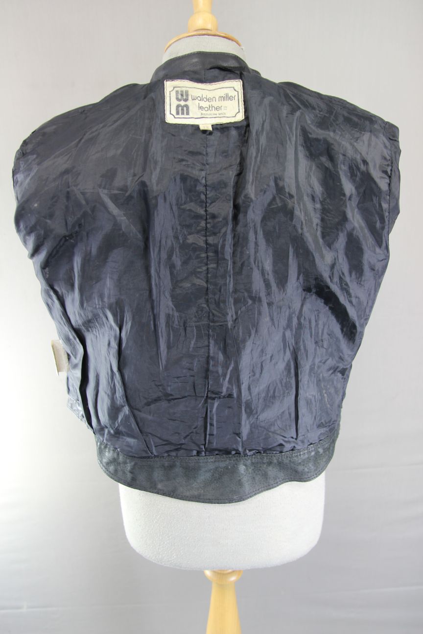 VINTAGE WALDEN MILLER AUSTRALIAN MADE LADIES BLACK LEATHER BIKER JACKET: SIZE 12