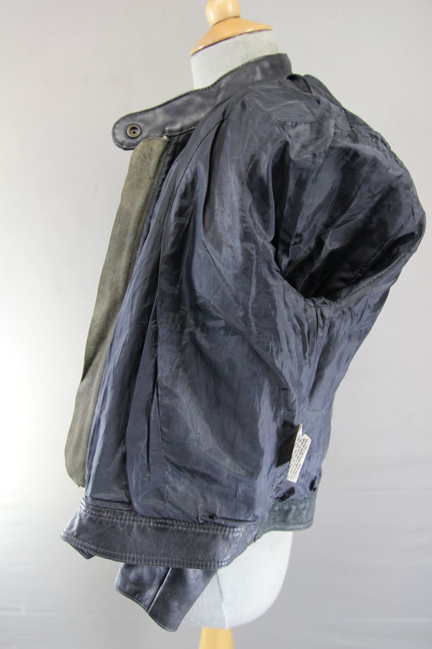 VINTAGE WALDEN MILLER AUSTRALIAN MADE LADIES BLACK LEATHER BIKER JACKET: SIZE 12