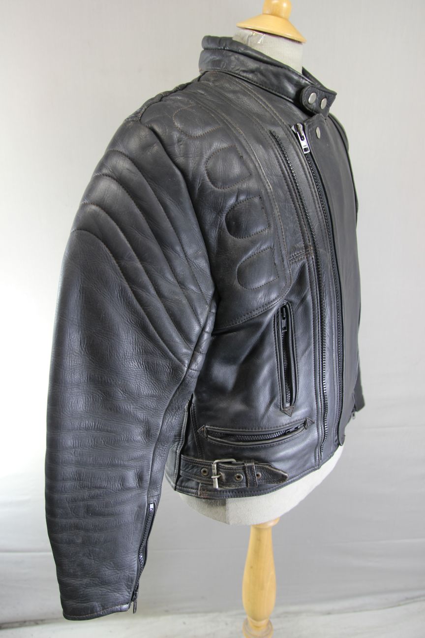 AKITO MERCURY PLUS CLASSIC BLACK LEATHER BIKER JACKET WITH BACK PROTECTOR 38-40"
