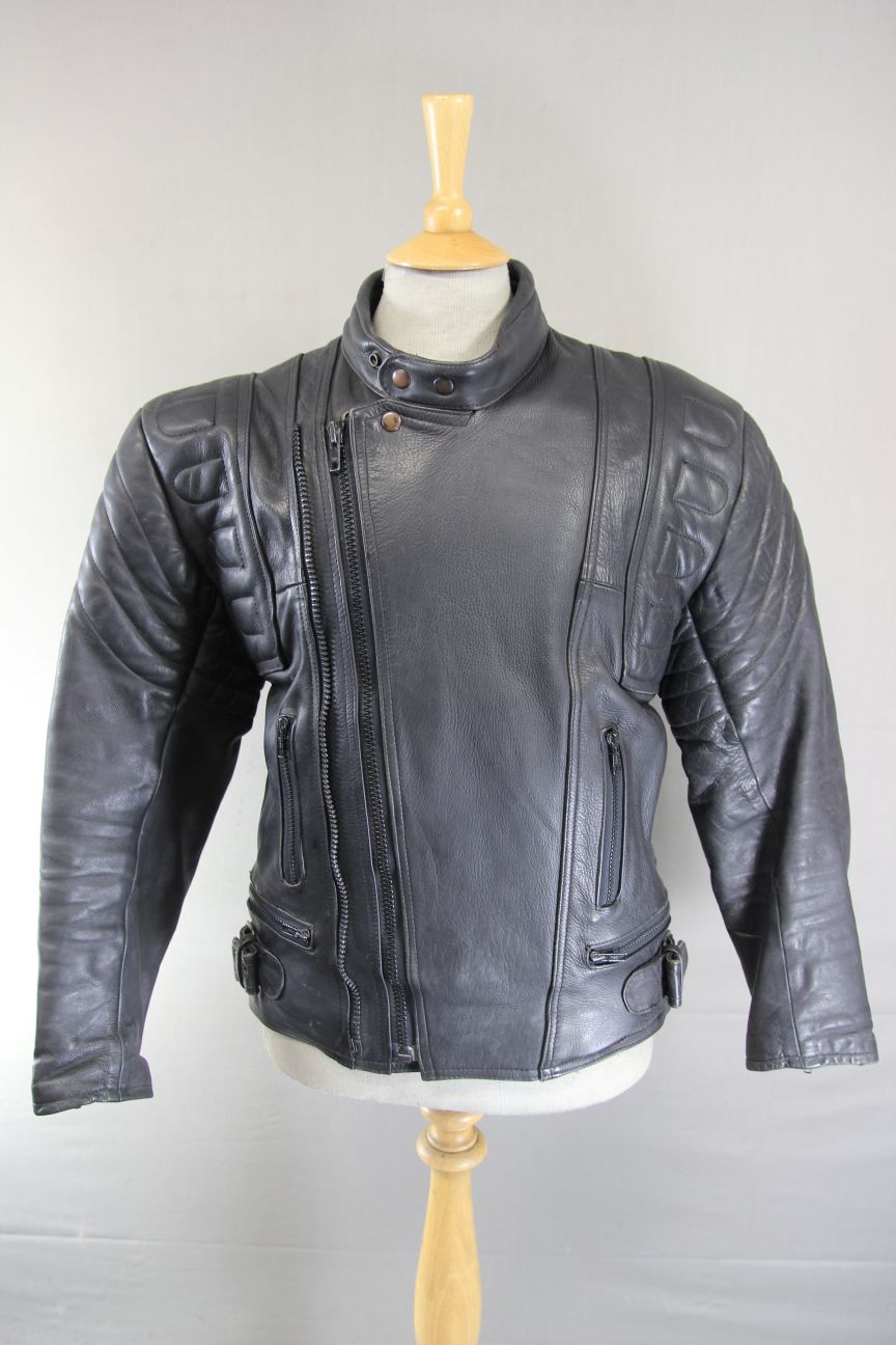 CLASSIC BLACK LEATHER BIKER JACKET 40-42 INCH CHEST/MEDIUM TO LARGE