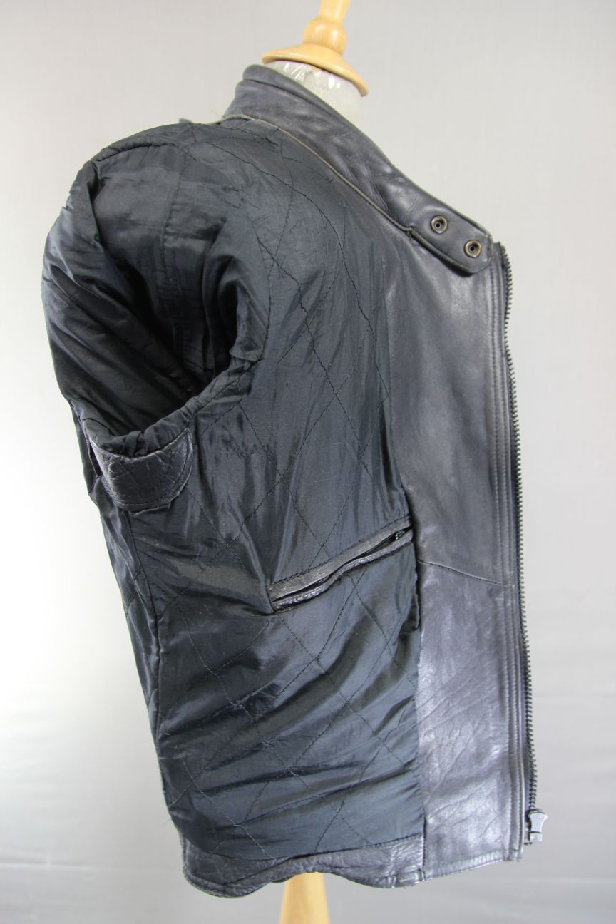 CLASSIC BLACK LEATHER BIKER JACKET 40-42 INCH CHEST/MEDIUM TO LARGE