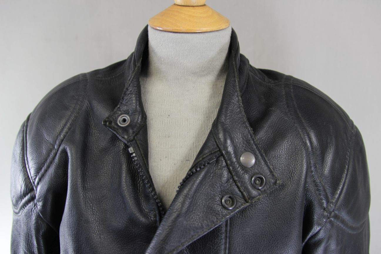 BRITISH MADE BTK LEATHERS BLACK COWHIDE BIKER JACKET WITH CE ARMOUR 38-40 IN/MED