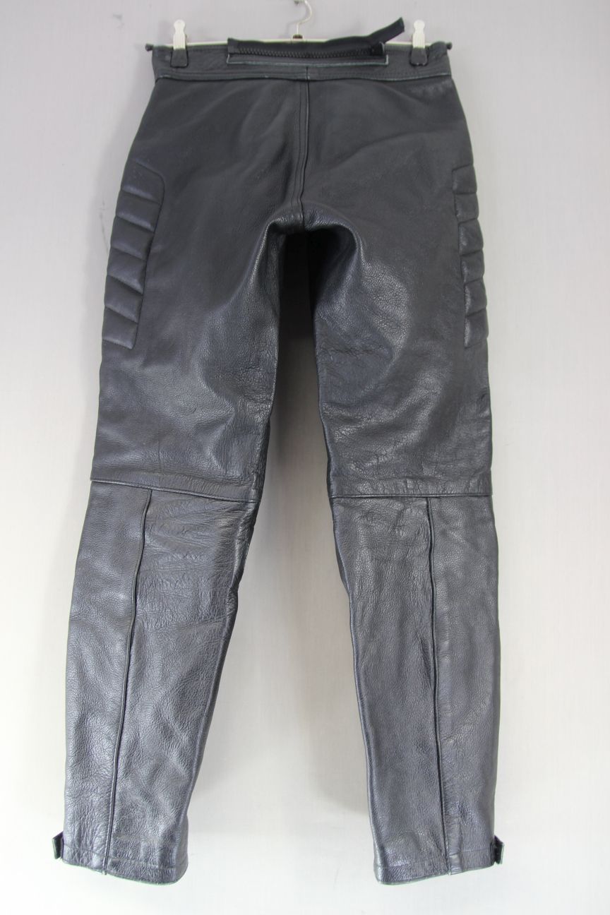 SKINTAN BLACK LEATHER BIKER TROUSERS WITH CE ARMOUR WAIST 30 IN/INSIDE LEG 29 IN