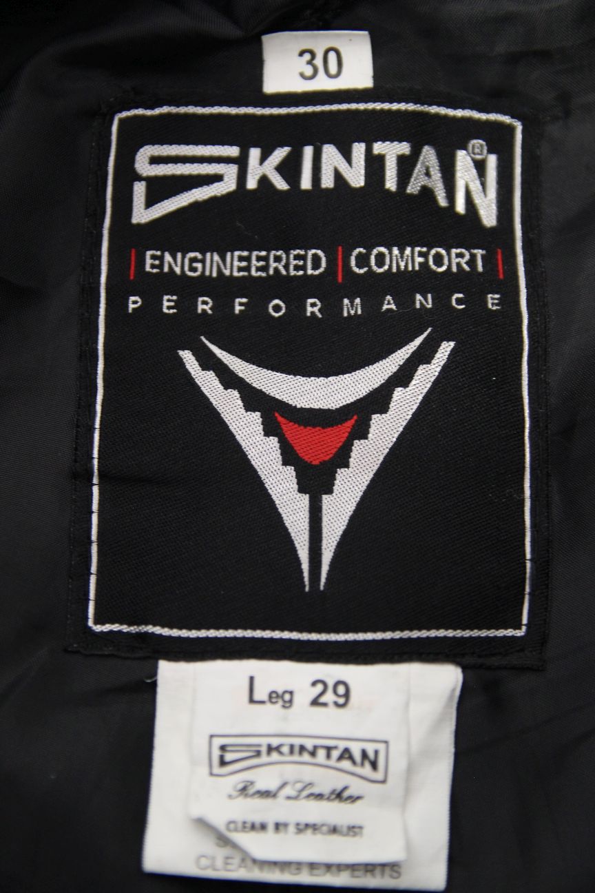 SKINTAN BLACK LEATHER BIKER TROUSERS WITH CE ARMOUR WAIST 30 IN/INSIDE LEG 29 IN