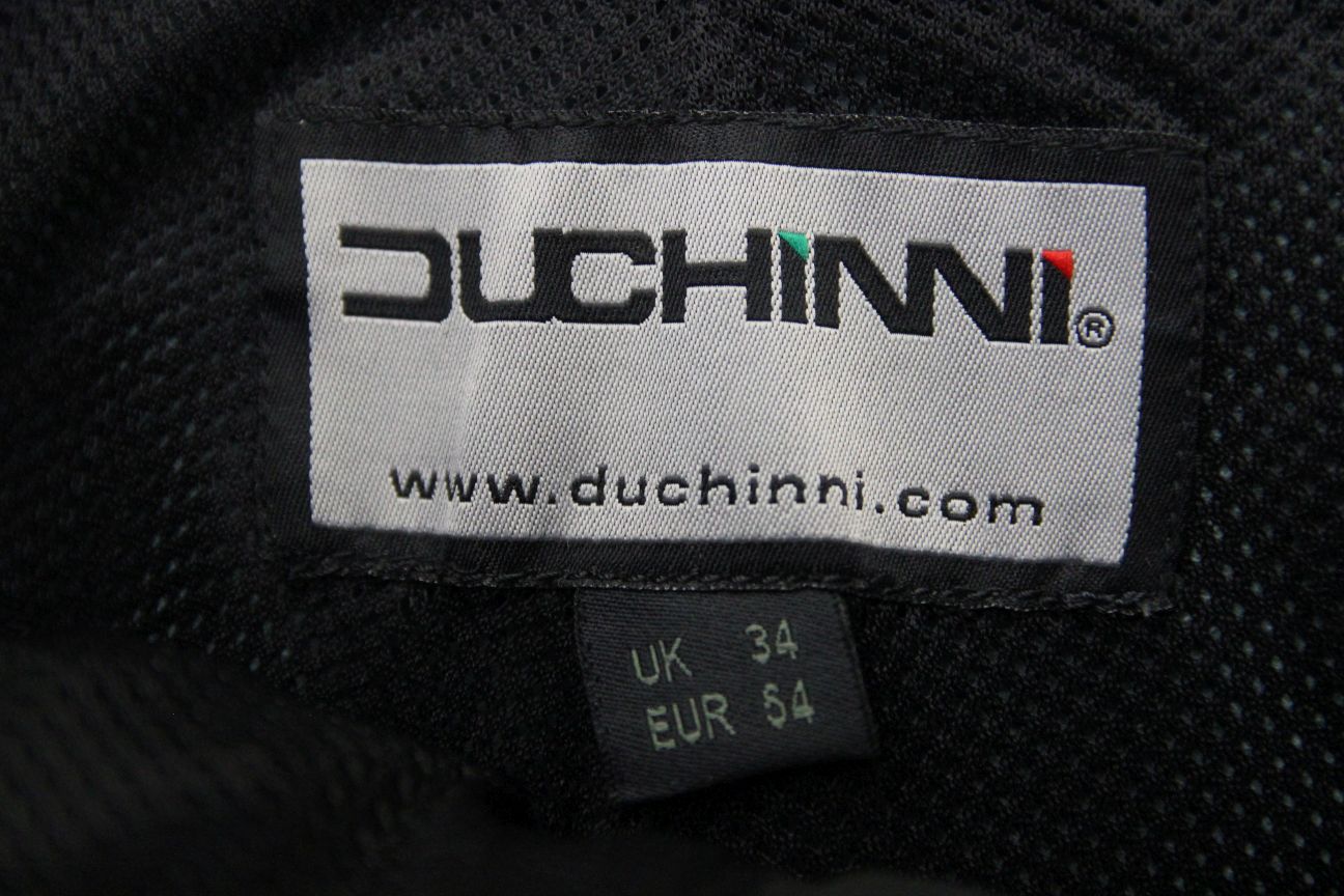 DUCHINNI BLACK & SILVER LEATHER BIKER TROUSERS: WAIST 34-36 IN/INSIDE LEG 30 IN