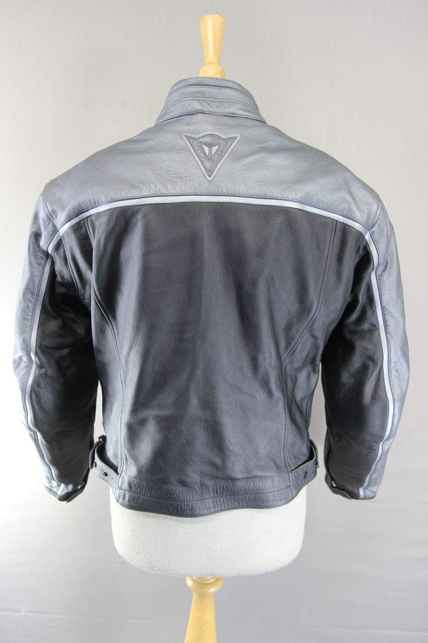 DAINESE LADIES BLACK & SILVER LEATHER BIKER JACKET + ARMOUR/THERMAL LINING 38 IN