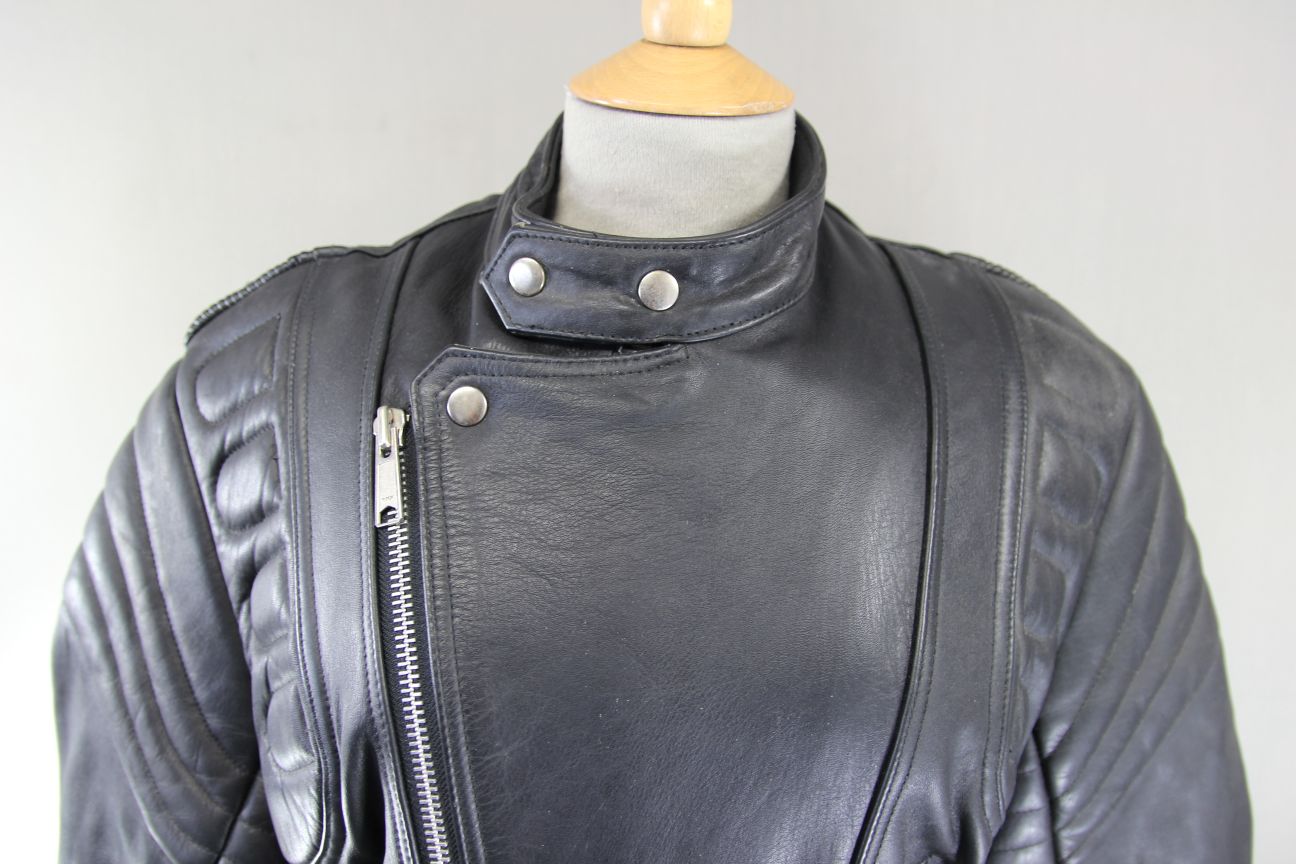 CLASSIC AMI INTERNATIONAL BLACK LEATHER BIKER JACKET 36-38 INCH