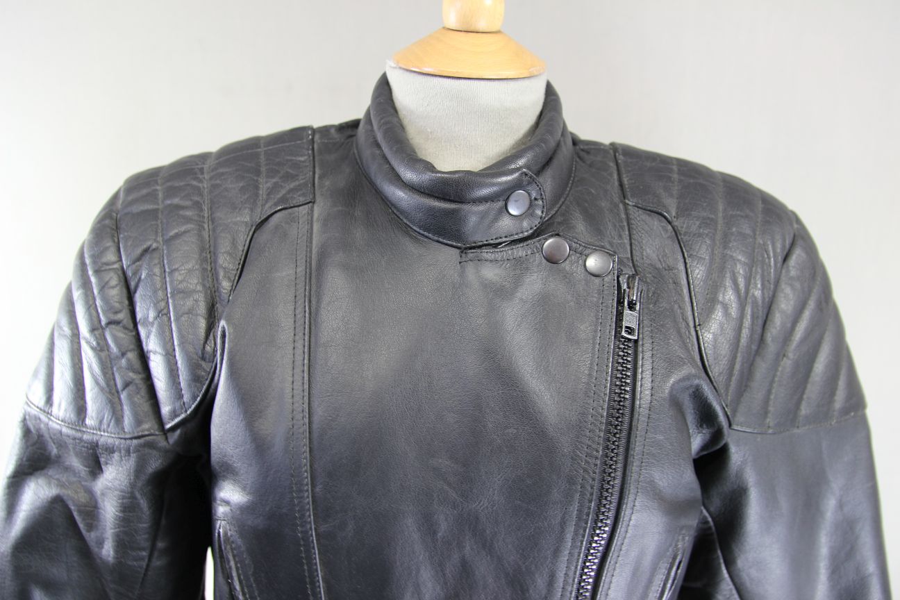 CLASSIC STIMS BLACK LEATHER BIKER JACKET: SIZE 14 38 INCH CHEST