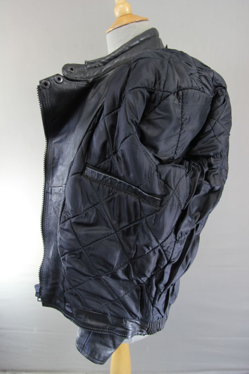 CLASSIC STIMS BLACK LEATHER BIKER JACKET: SIZE 14 38 INCH CHEST