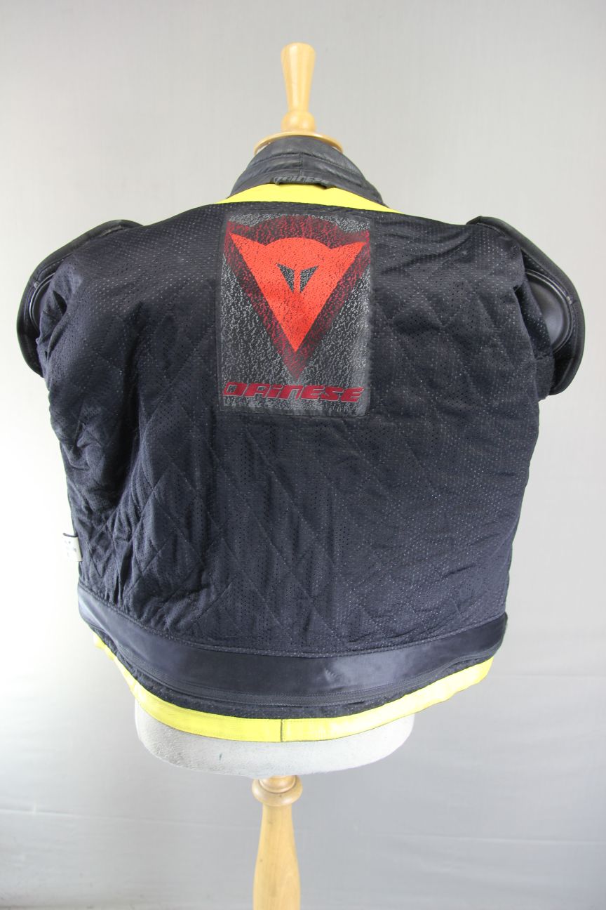 DAINESE SPORT SILVER, YELLOW & BLACK LEATHER BIKER JACKET WITH CE ARMOUR 42 INCH