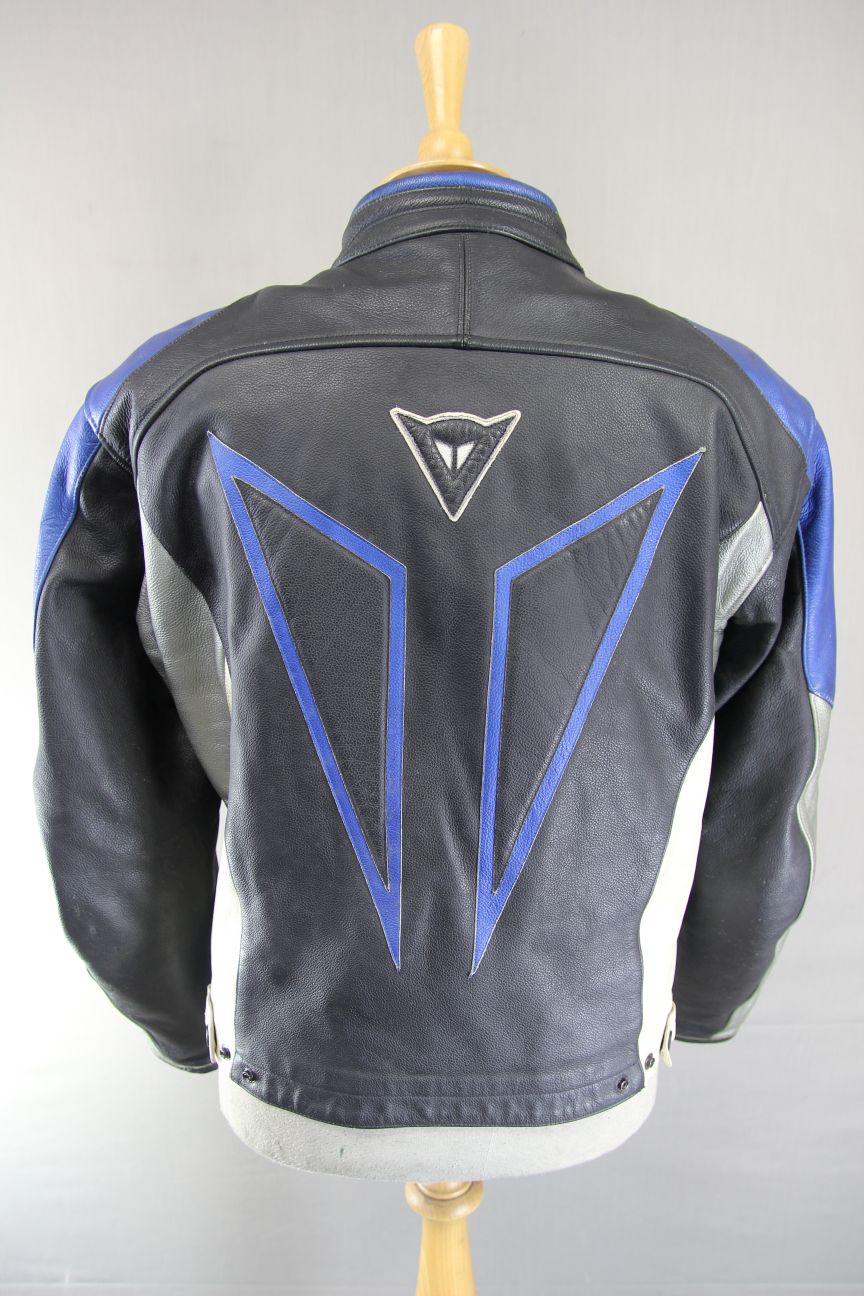 DAINESE BLACK, SILVER & BLUE LEATHER BIKER JCKT + SHOULDER & ELBOW CE ARMOUR 42"