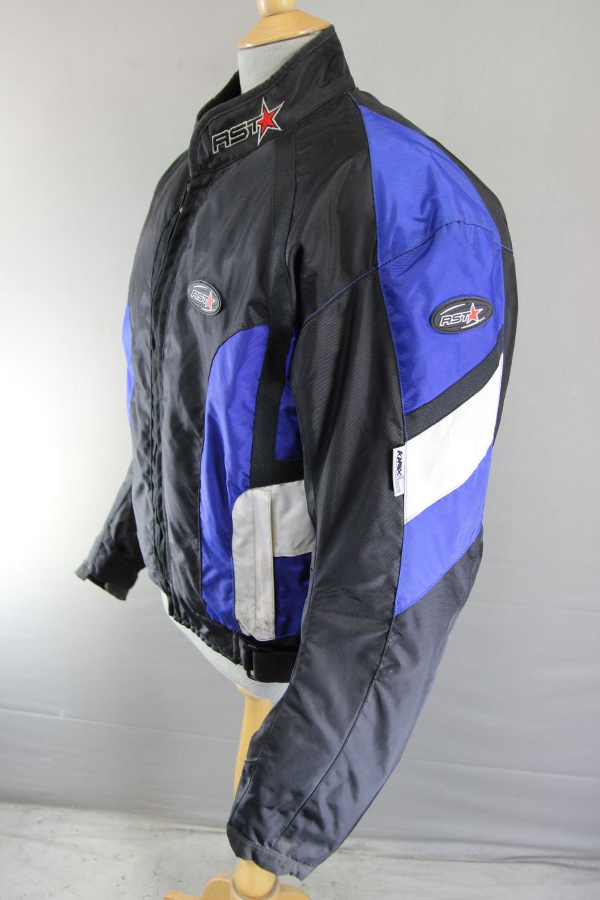 RST BLACK, BLUE & WHITE TEXTILE BIKER JACKET + SHOULDER & ELBOW CE ARMOUR 40IN/M