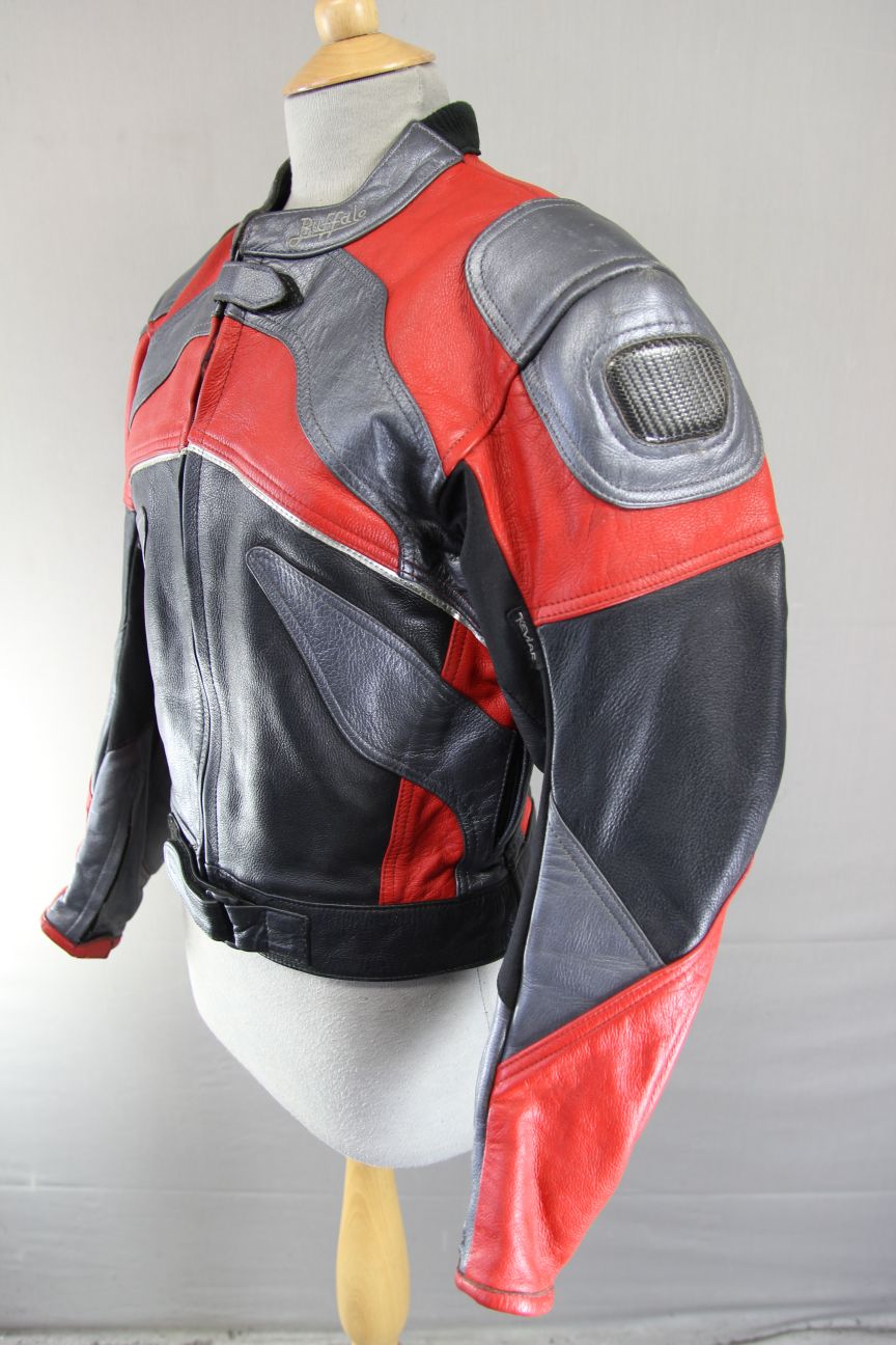 BUFFALO BLACK, RED & SILVER LEATHER BIKER JACKET: SIZE 16/36-38 INCH CHEST