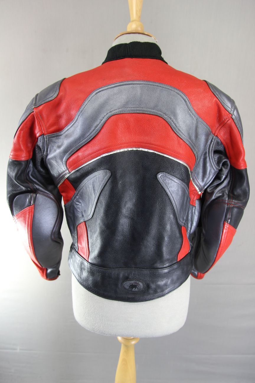 BUFFALO BLACK, RED & SILVER LEATHER BIKER JACKET: SIZE 16/36-38 INCH CHEST