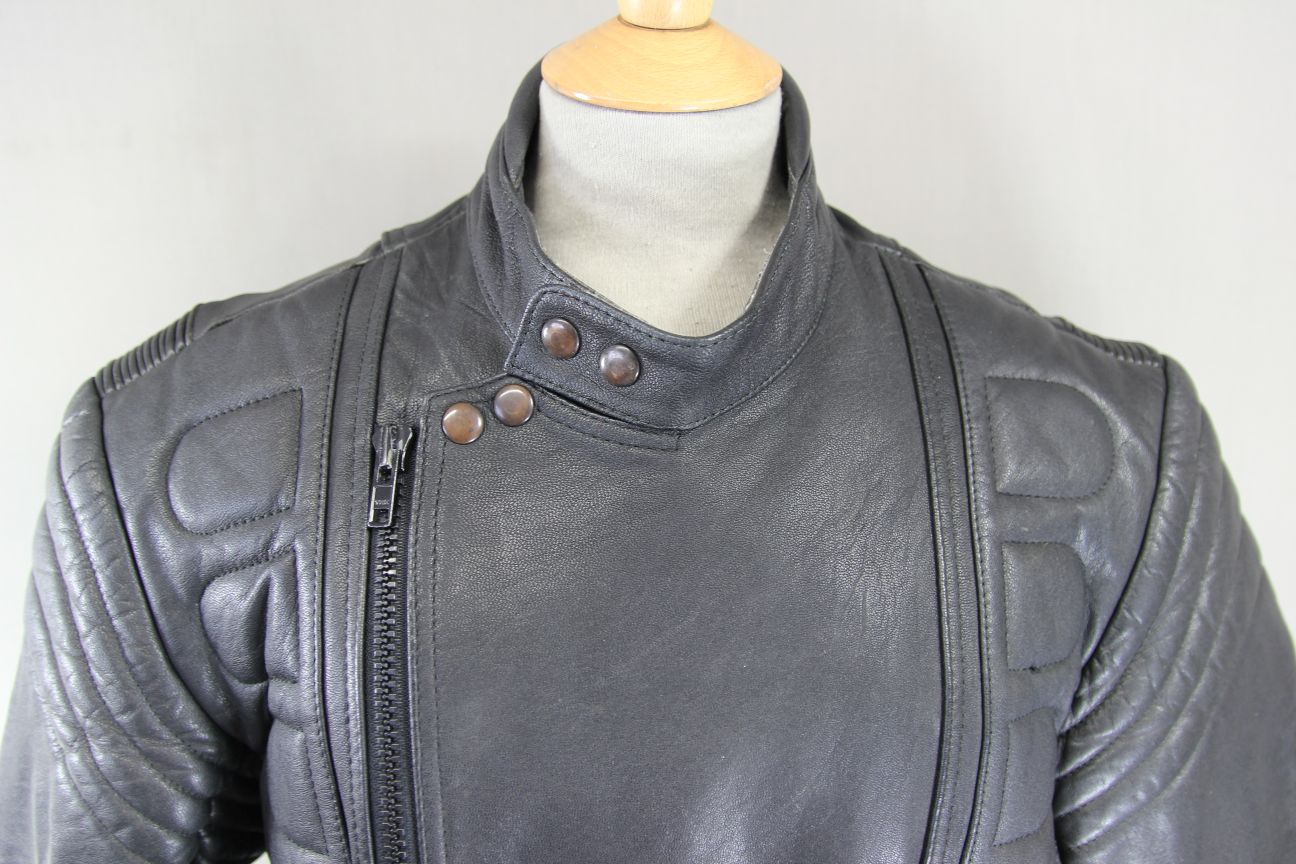 SCHUH CLASSIC BLACK LEATHER BIKER JACKET 40-42 INCH