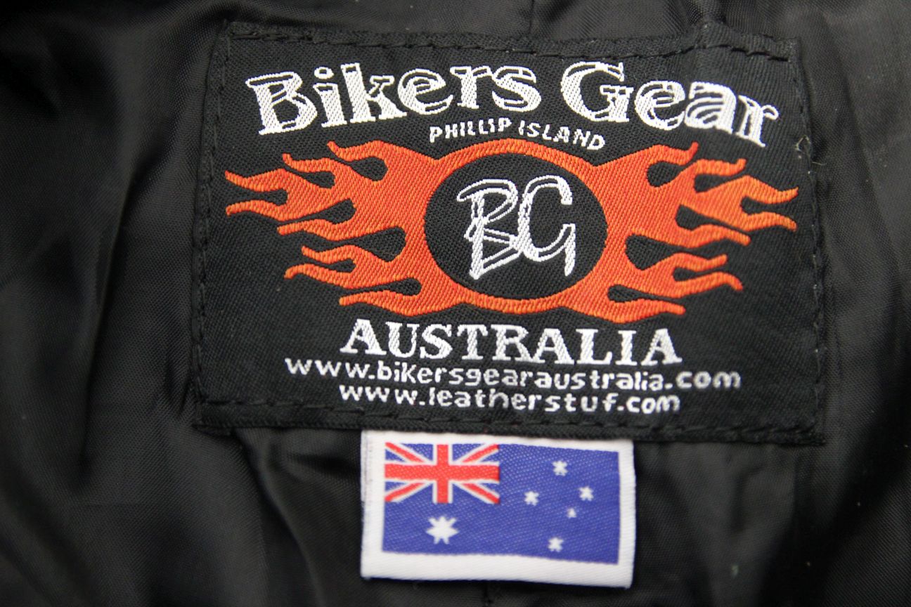 BIKERS GEAR CLASSIC BLACK LEATHER WOMEN'S JEANS WAIST 32 INCH/INSIDE LEG 32 INCH