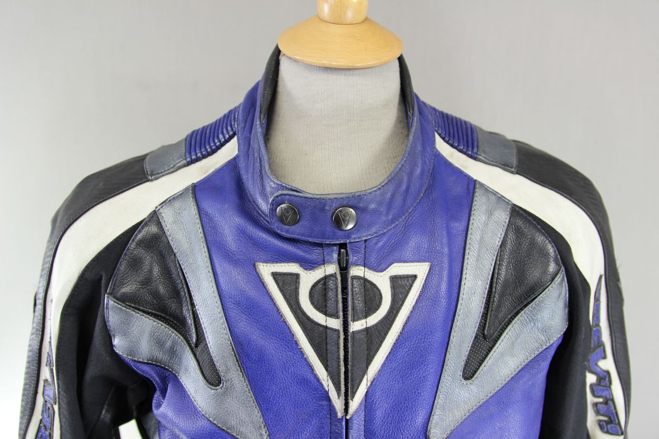 REV'IT! BLACK, BLUE, SILVER & WHITE LEATHER BIKER JACKET WITH CE ARMOUR 40 INCH