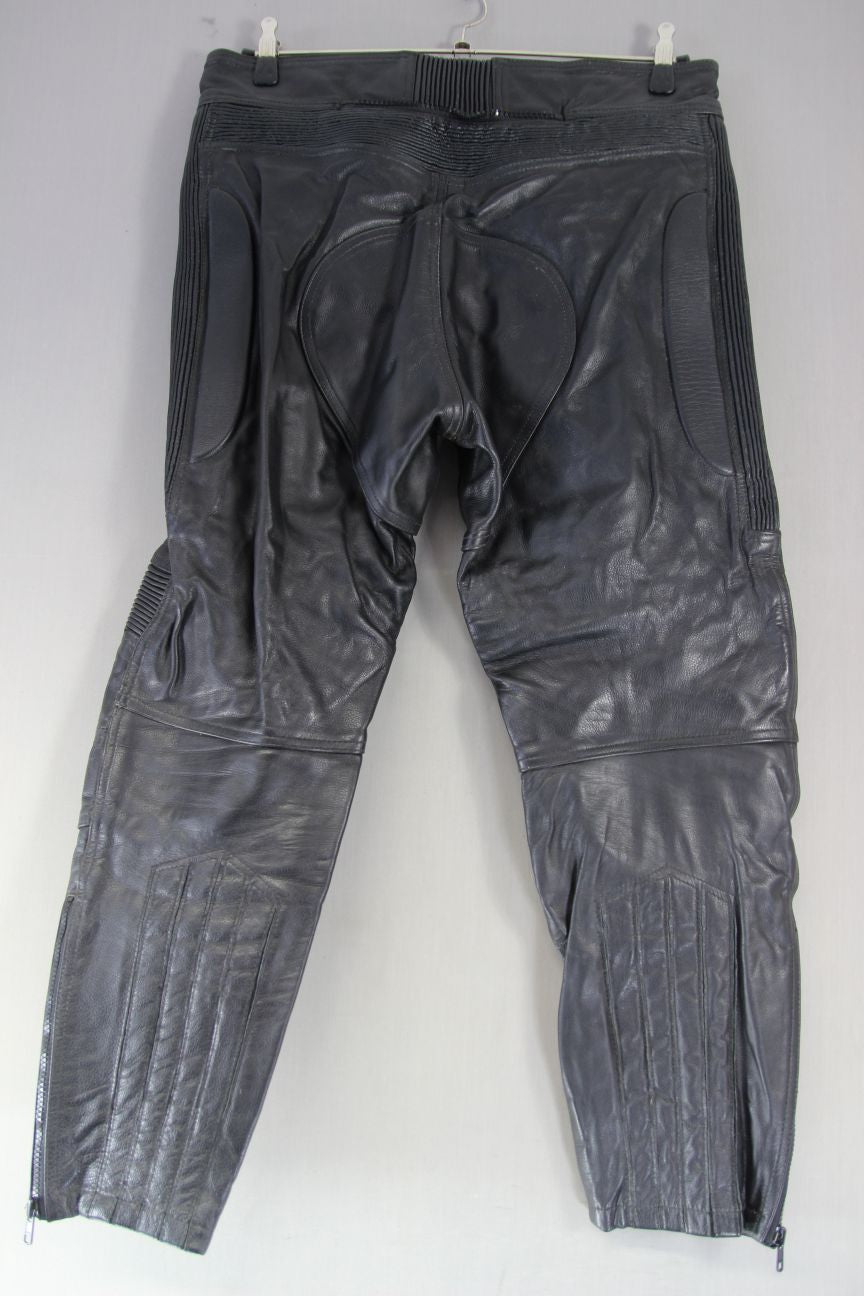 CITY OF LEATHER BLACK BIKER TROUSERS WITH KNEE ARMOUR: WAIST 36" /INSIDE LEG 27"