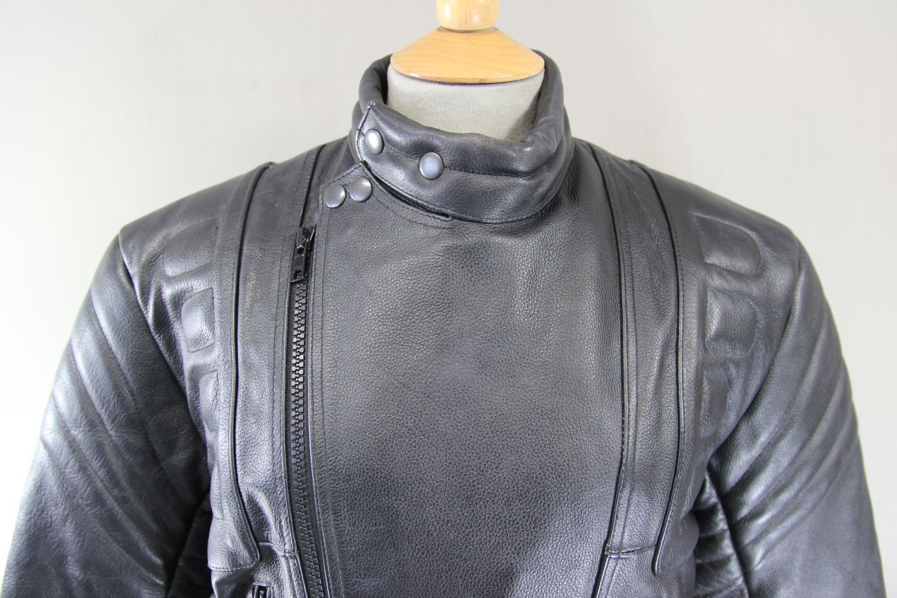 CLASSIC ANIKO BRITISH DESIGNED BLACK LEATHER BIKER JACKET 38-40 IN CHEST/MEDIUM