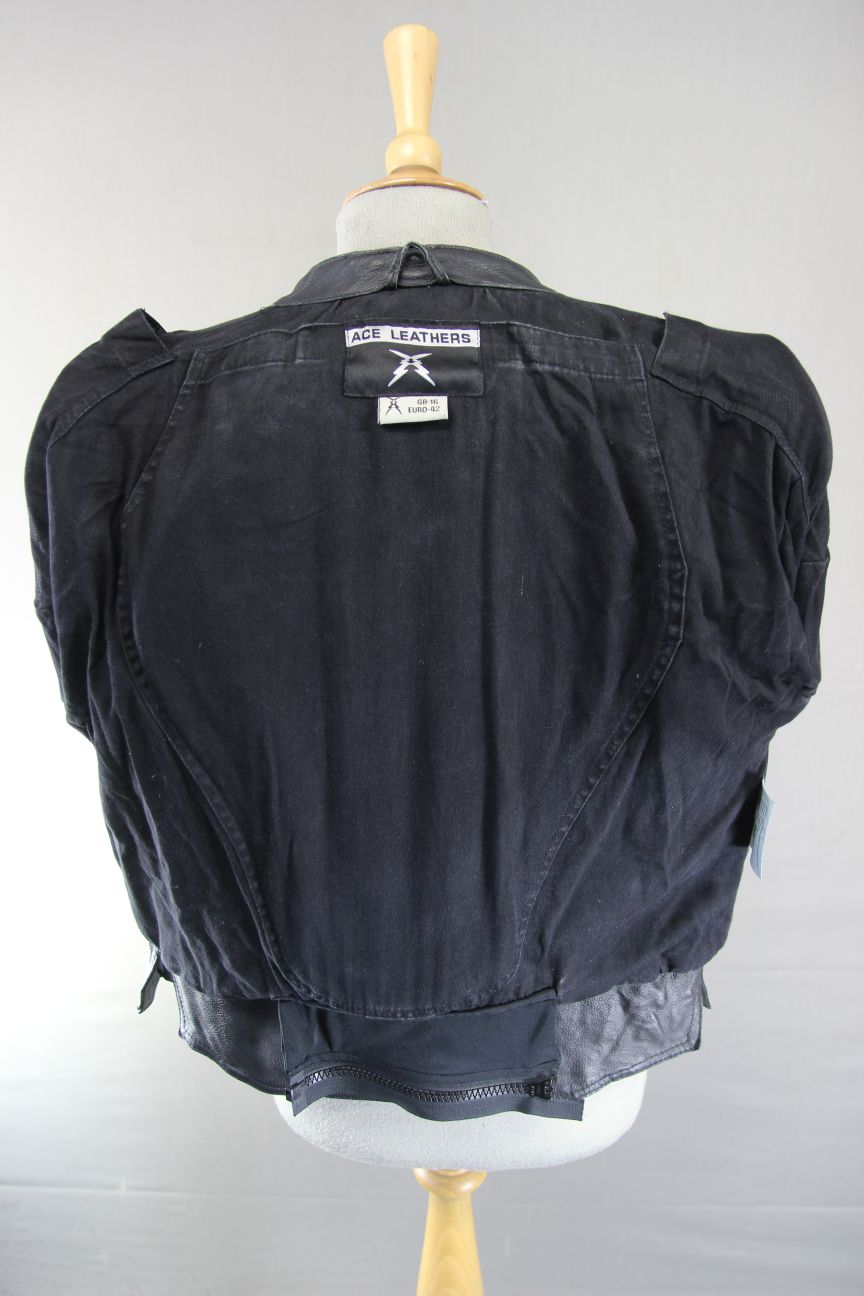 ACE LEATHERS BLACK & SILVER BIKER JACKET WITH REMOVABLE CE ARMOUR: SIZE 12-14