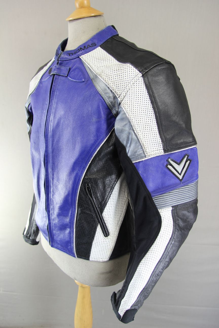FRANK THOMAS BLUE, BLACK, WHITE & SILVER LEATHER BIKER JCKT WITH PROTECTORS 40IN
