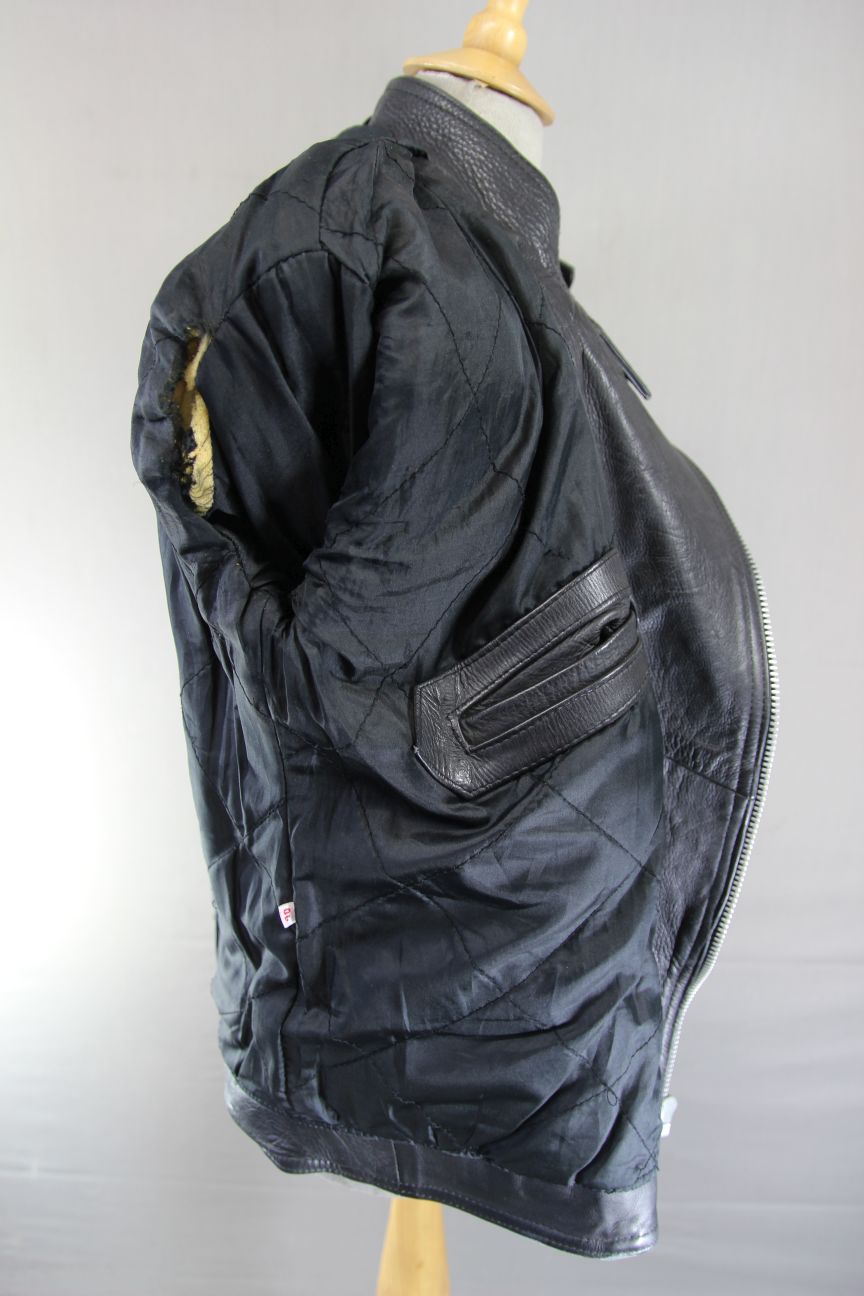 VINTAGE CLASSIC BLACK LEATHER BIKER JACKET 36 INCH CHEST/SMALL