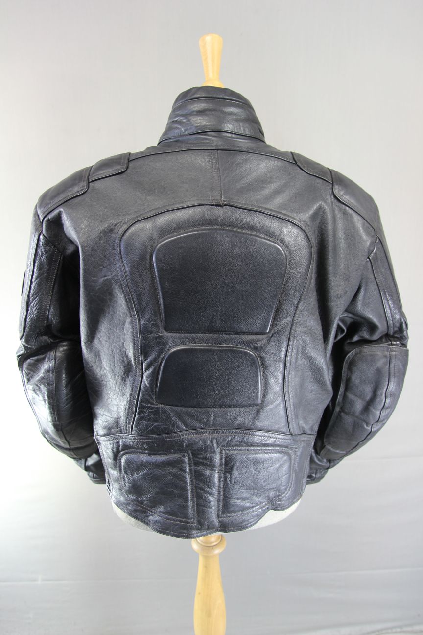 DYNAMIC LEATHER BLACK COWHIDE BIKER JACKET WITH REMOVABLE KNOX CE ARMOUR 42 INCH