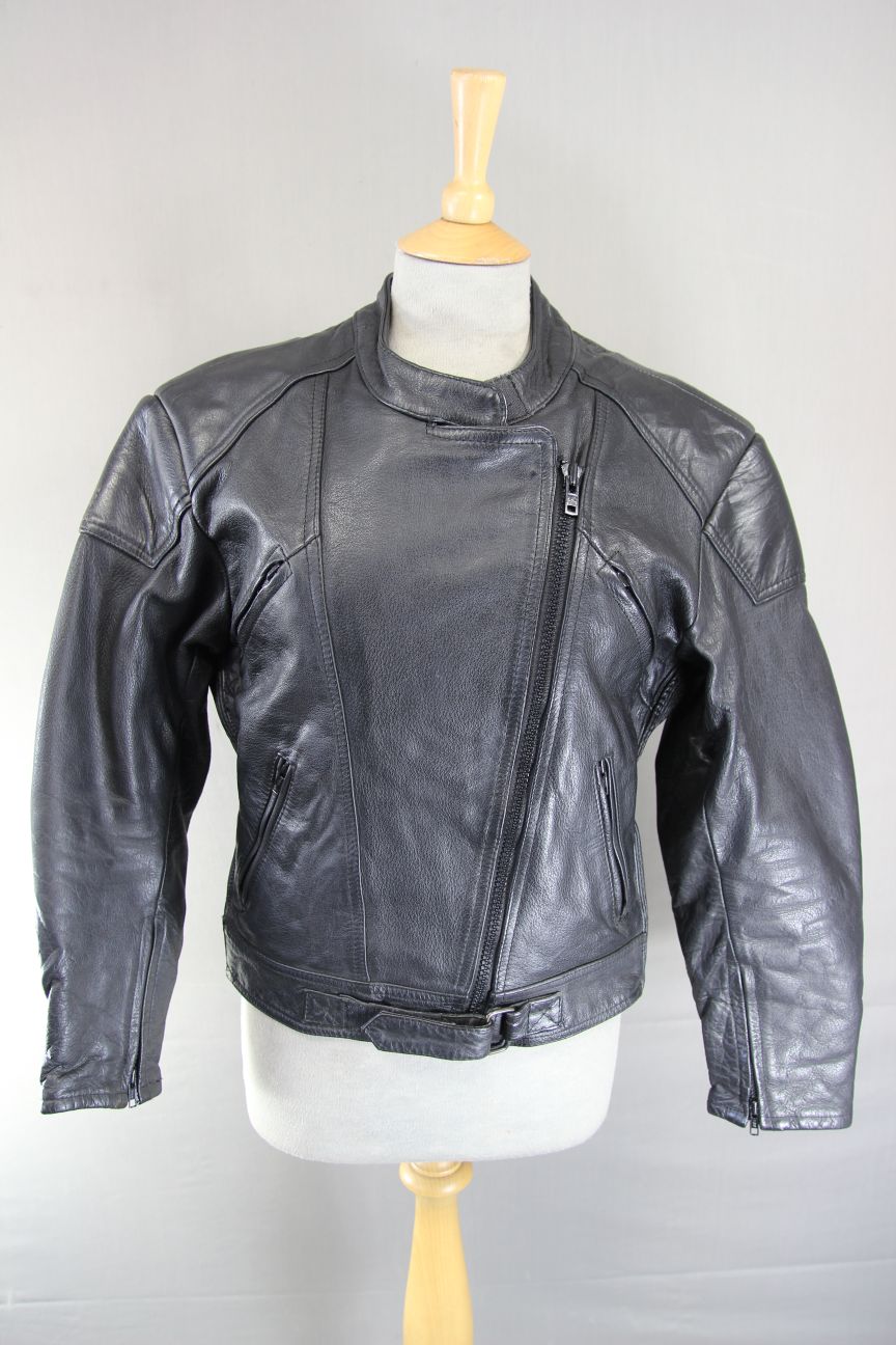 LADIES CLASSIC BLACK LEATHER BIKER JACKET SIZE 14/36-38 INCH CHEST