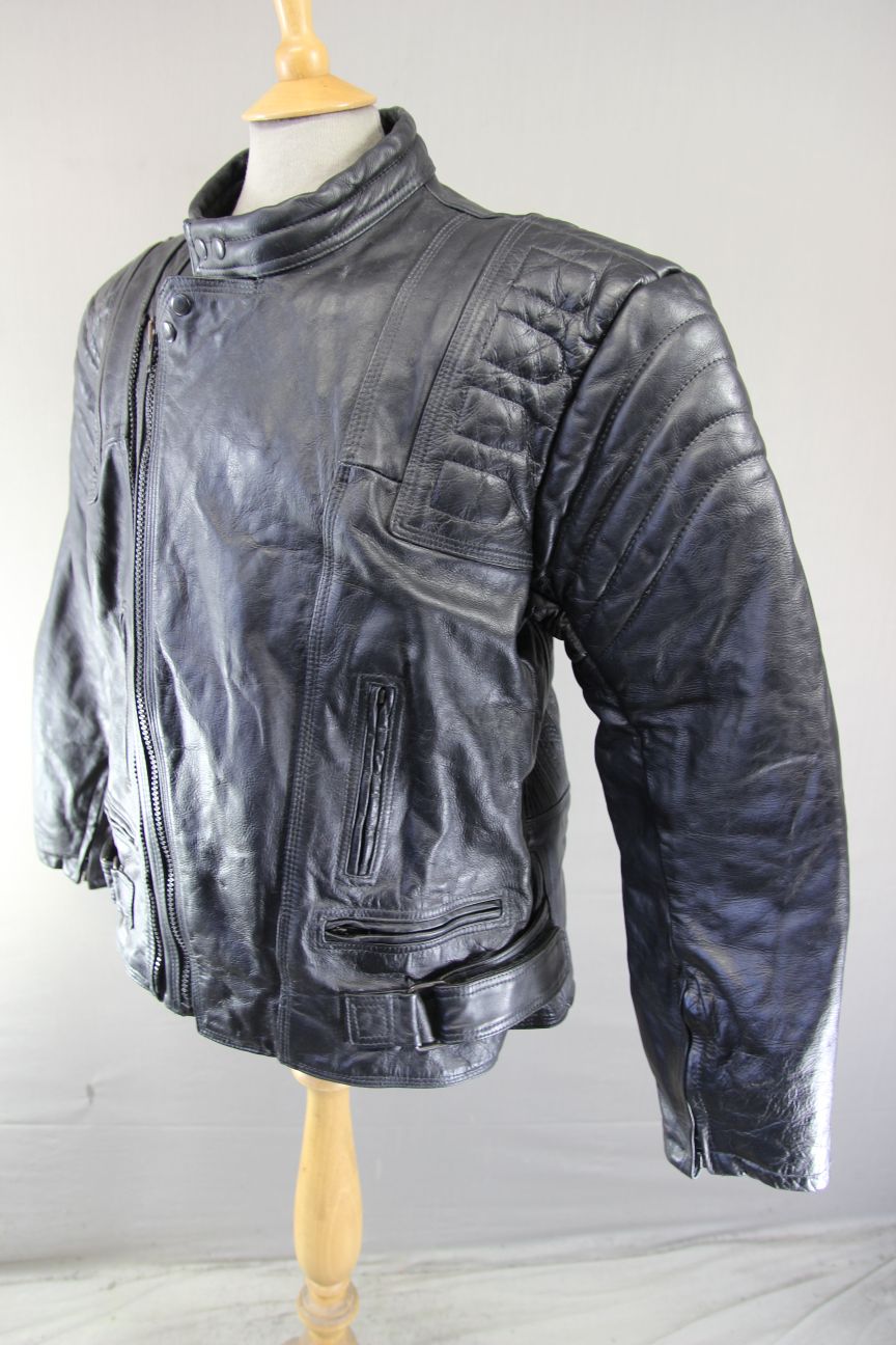 CLASSIC AKASO BLACK LEATHER BIKER JACKET 44-46 INCH/EXTRA LARGE