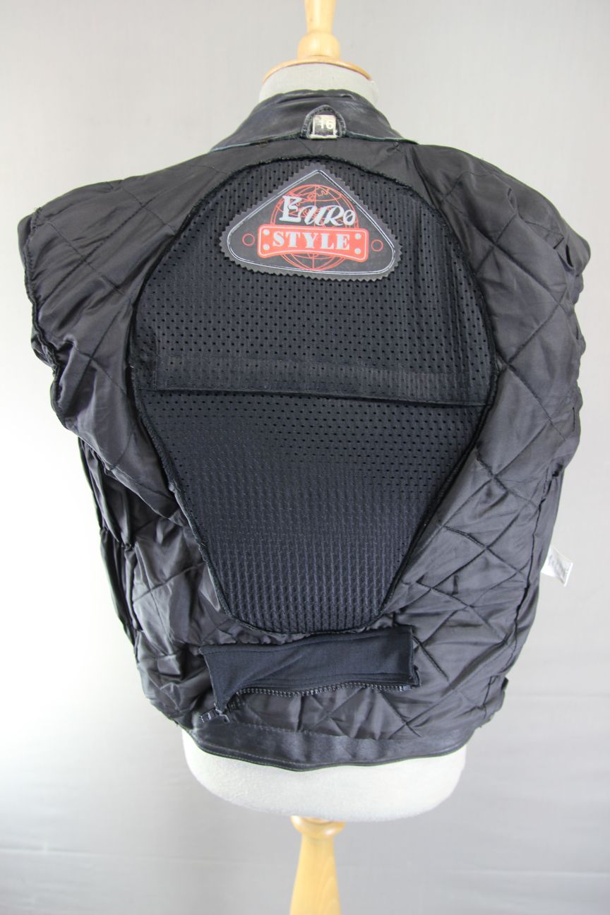 EURO STYLE 'HARLEY DAVIDSON' LADIES BLACK LEATHER BIKER JACKET: 34-36 INCHES