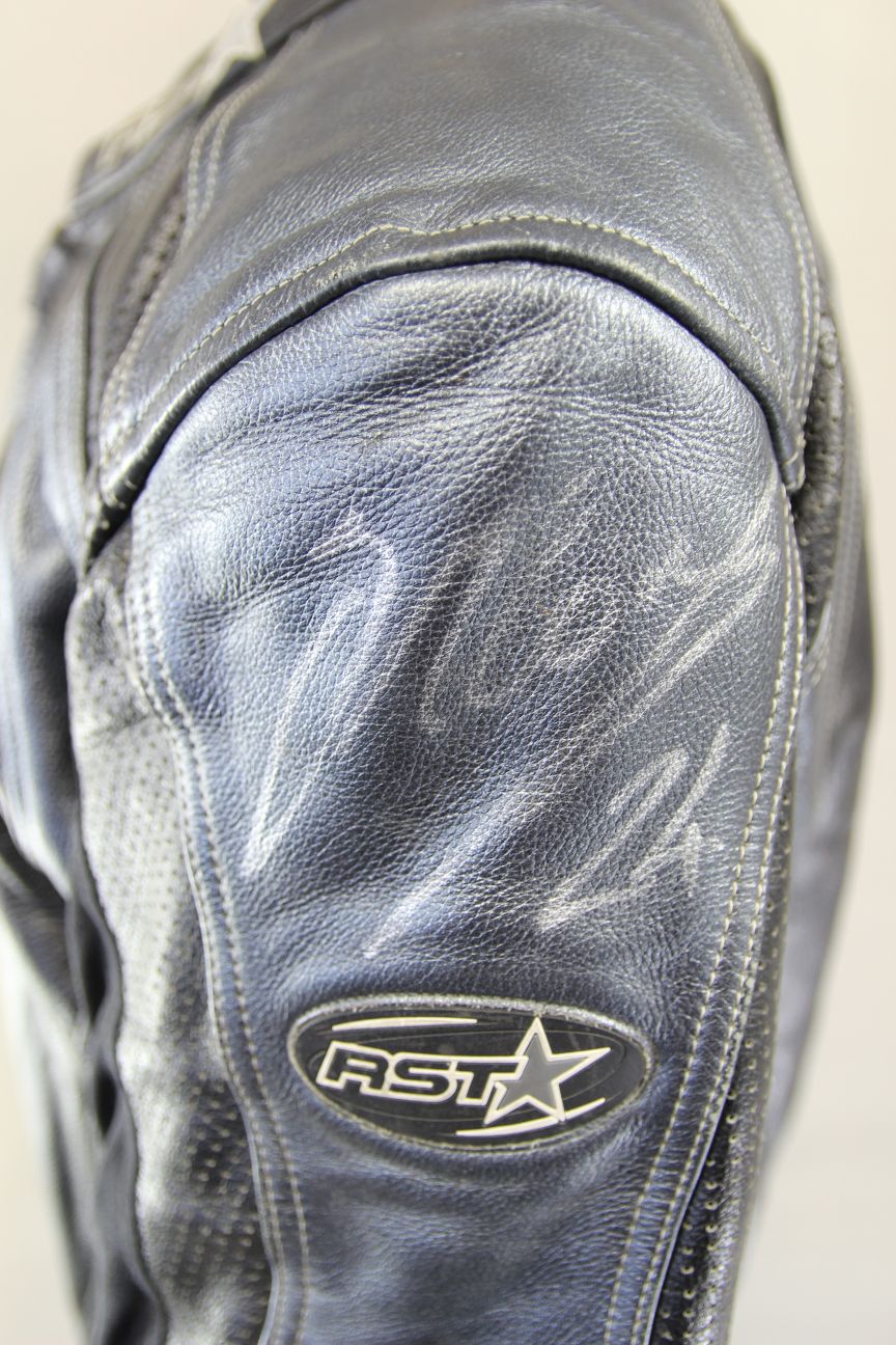 RST COWHIDE LEATHER BIKER JACKET WITH REMOVABLE CE ARMOUR & THERMAL LINING 40 IN