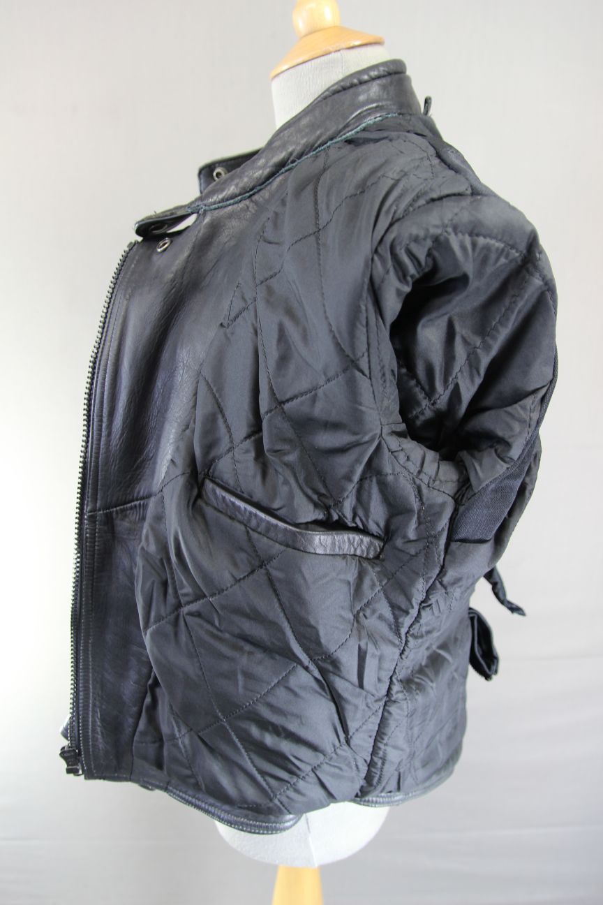 AKITO MERCURY PLUS BLACK LEATHER BIKER JACKET WITH BACK PROTECTOR: SIZE 16