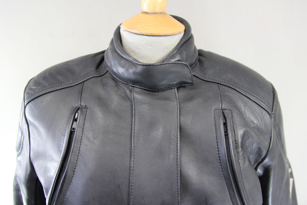 FRANK THOMAS BLACK LEATHER BIKER JACKET WITH PROTECTORS & THERMAL LINING SIZE 12