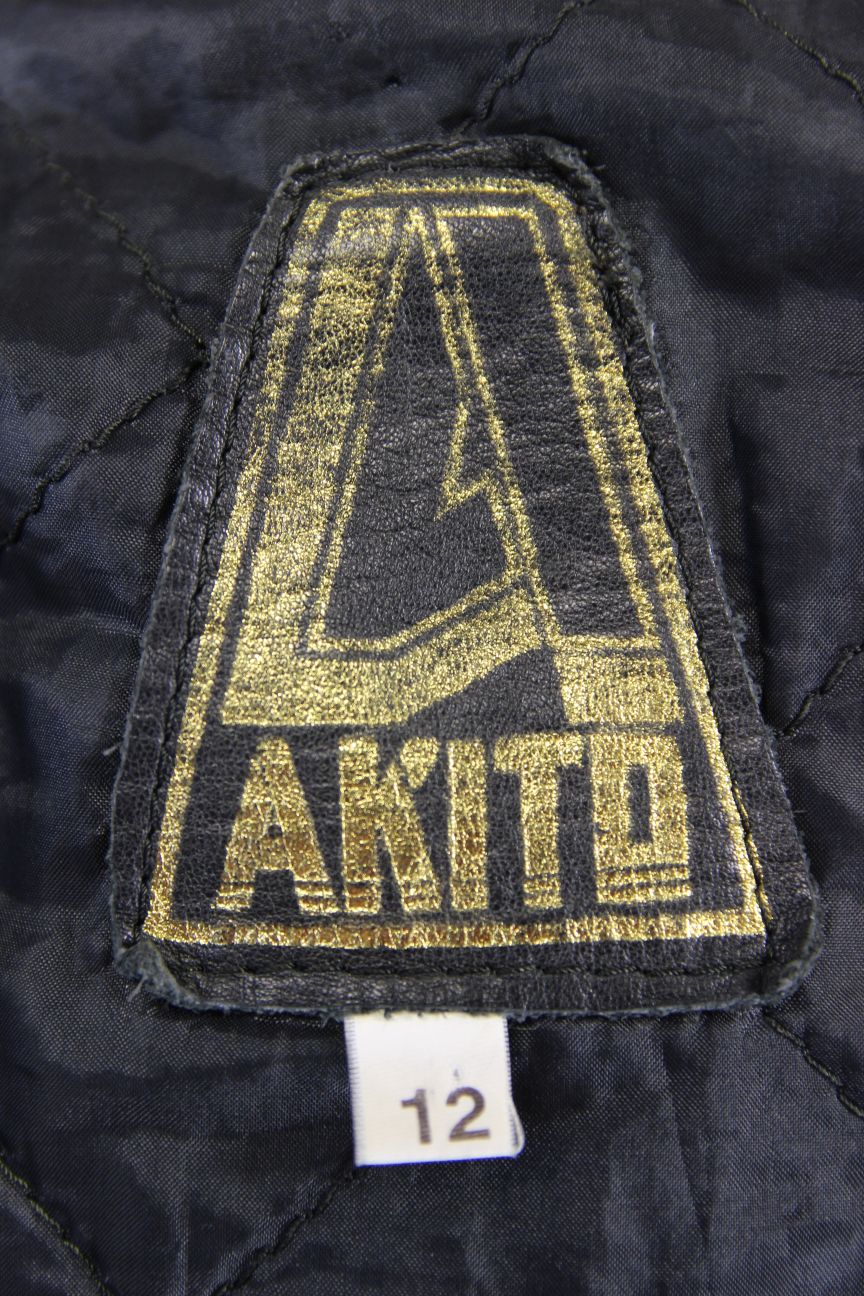 CLASSIC AKITO BLACK LEATHER BIKER JACKET: SIZE 12/34 -36 INCH CHEST