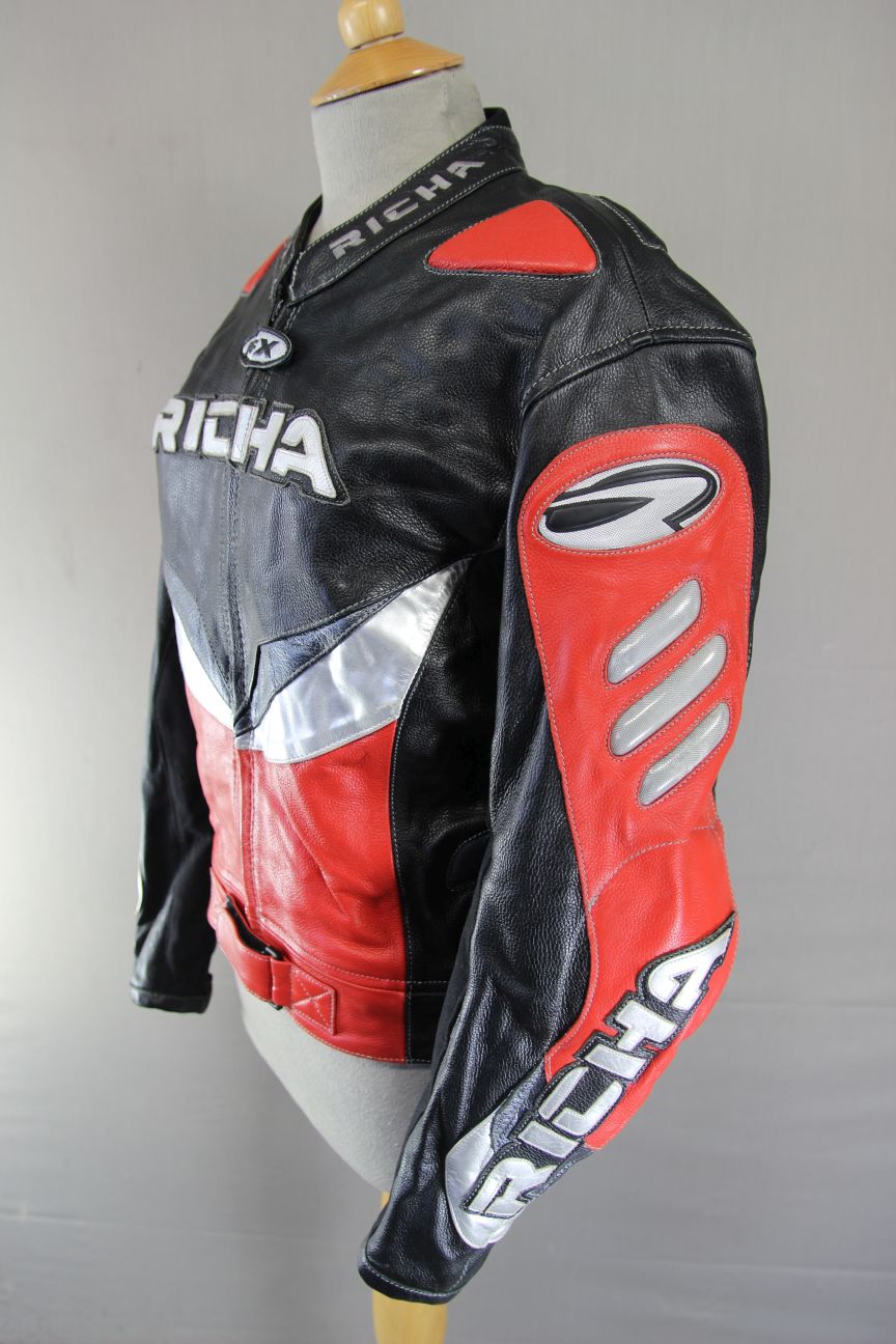 RICHA BLACK, RED & SILVER LEATHER BIKER JACKET WITH REMOVABLE CE ARMOUR: SIZE 12