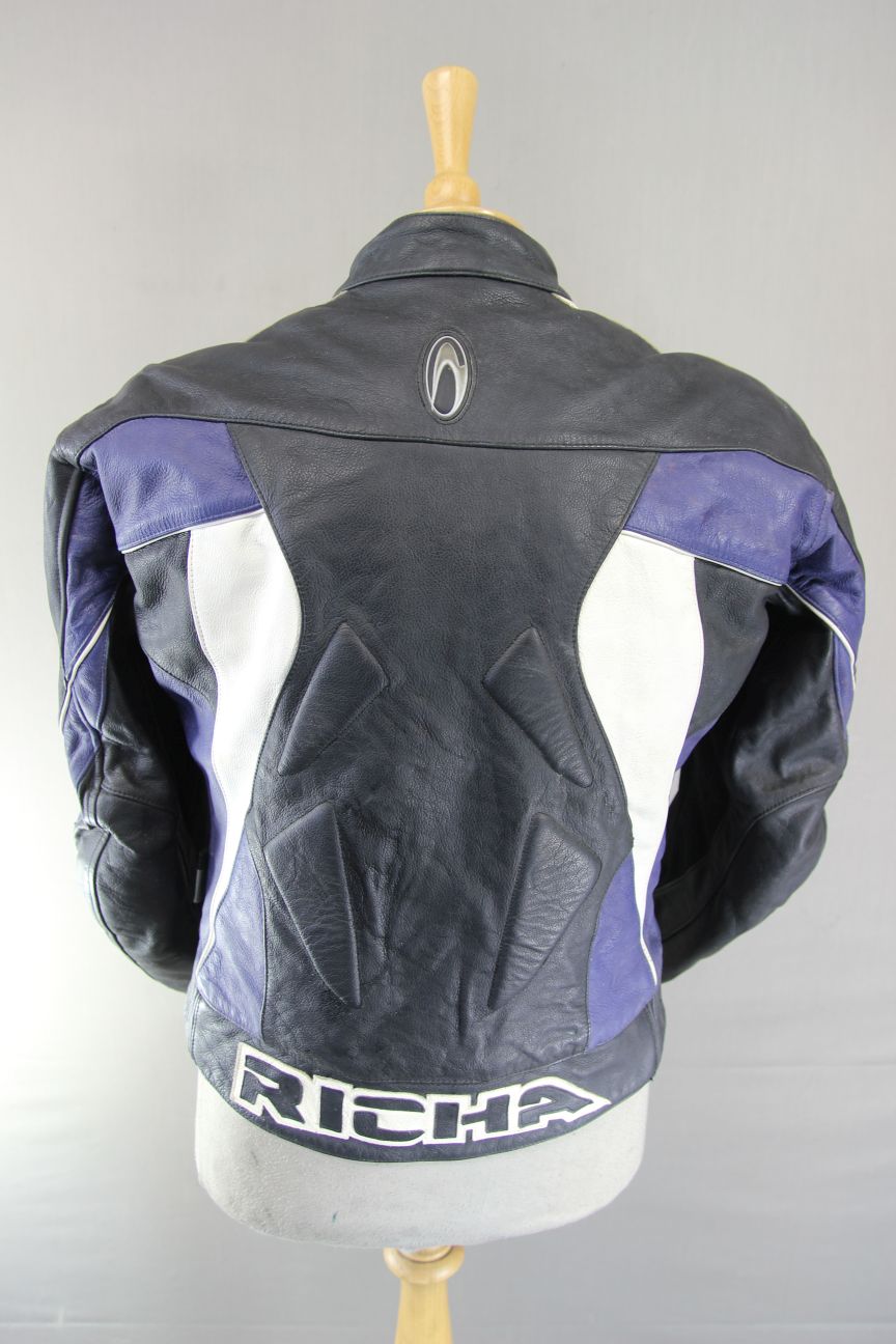 RICHA SAMOURAHI LEATHER BIKER JACKET WITH CE ARMOUR & THERMAL LINING 40 INCH