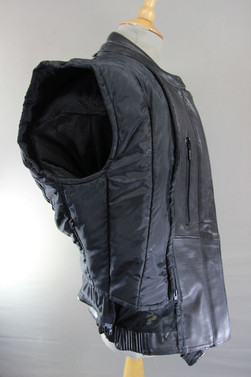 RICHA CLASSIC BLACK LEATHER BIKER JACKET WITH THERMAL LINING: SIZE 12