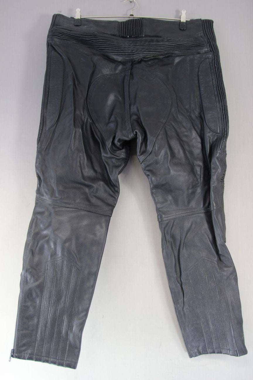 CITY OF LEATHER BLACK BIKER TROUSERS+KNEE ARMOUR WAIST 40/INSIDE LEG 29" (SHORT)