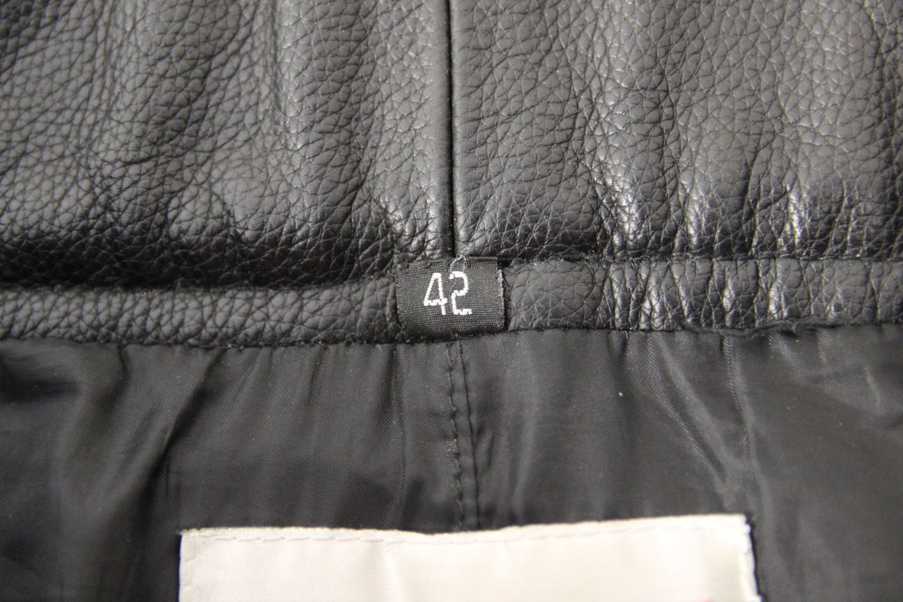 TARGA BLACK LEATHER BIKER TROUSERS WITH BELT WAIST 42 INCH/INSIDE LEG 34 INCH