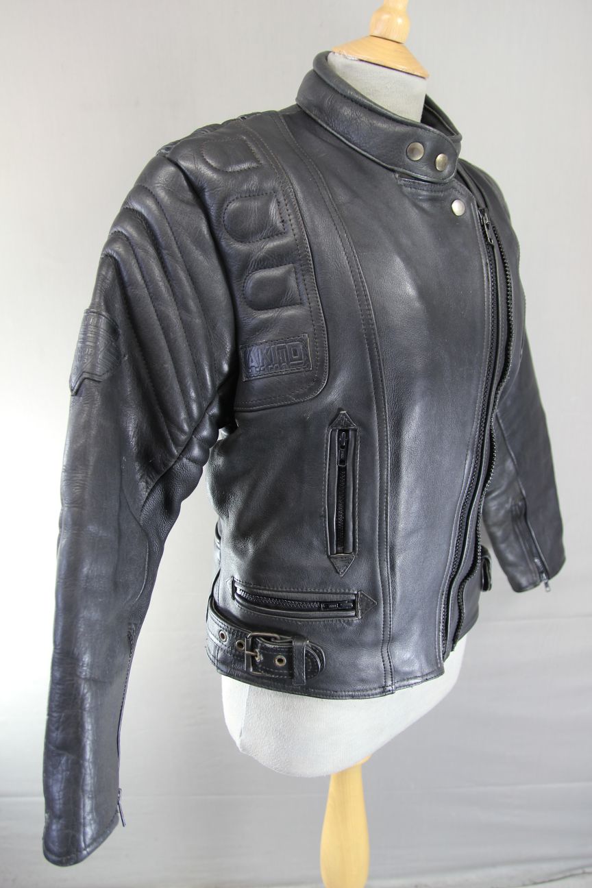 AKITO MERCURY PLUS CLASSIC BLACK LEATHER BIKER JACKET: SIZE 14