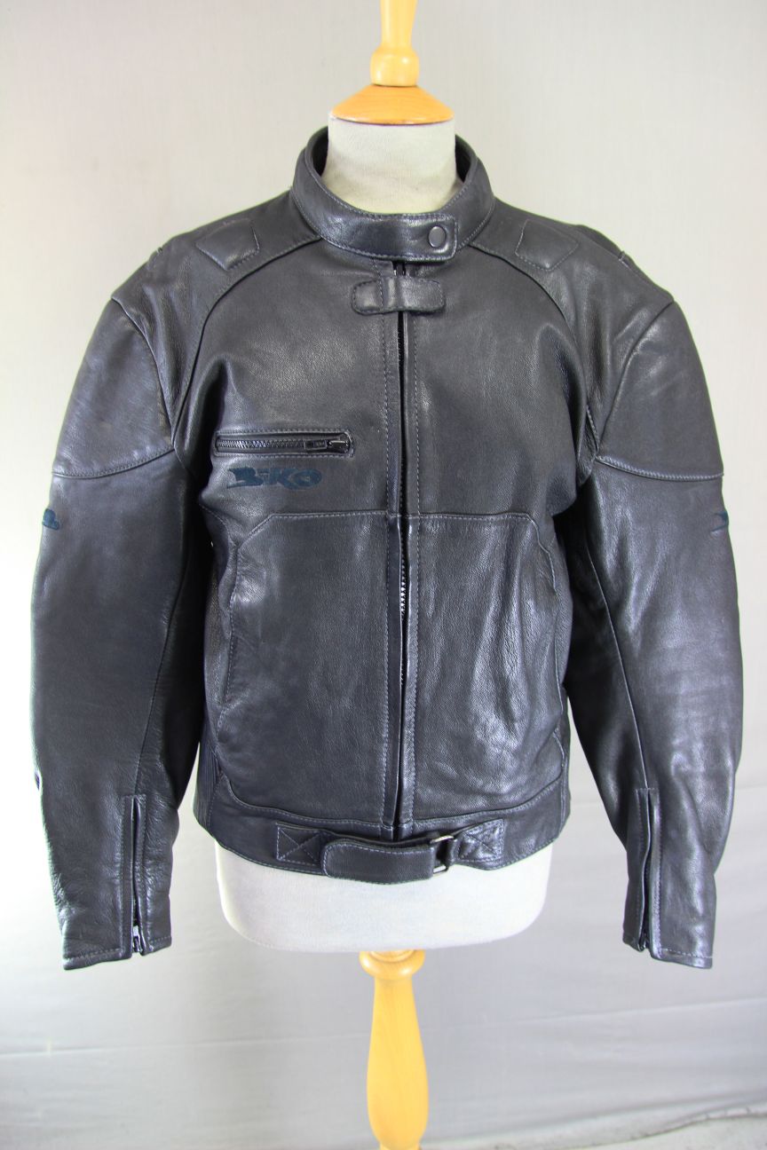 BIKO CLASSIC BLACK LEATHER BIKER JACKET: SIZE 14 36-38 INCH CHEST
