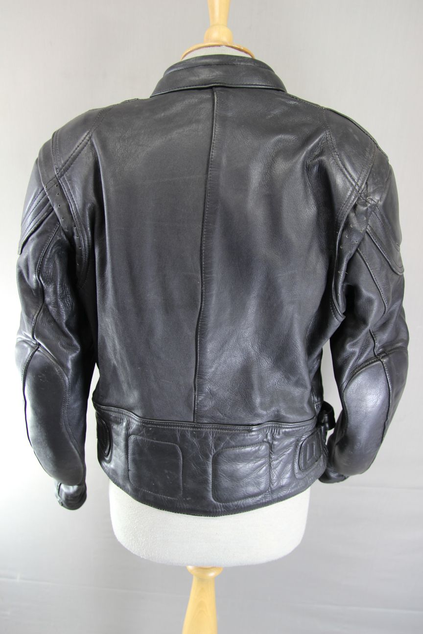 ASHMAN BLACK COWHIDE LEATHER BIKER JACKET + PROTECTORS & THERMAL LINING: SIZE 14